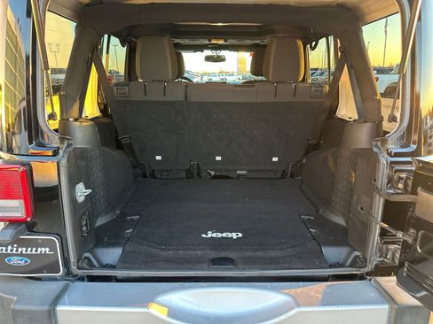 Used 2015 Jeep Wrangler Unlimited Sahara w/ Connectivity Group image 24