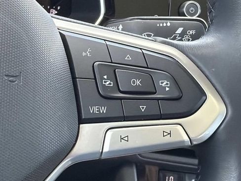 Used 2024 Volkswagen Jetta SE FWD image 27