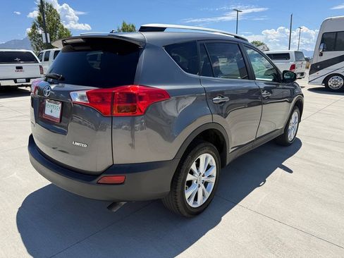Used 2014 Toyota RAV4 Limited w/ Technology Package FWD image 3