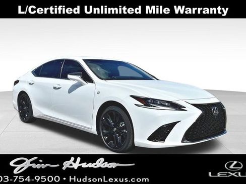 Used 2024 Lexus ES 300h F Sport image 1