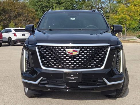New 2026 Cadillac Escalade Luxury image 5