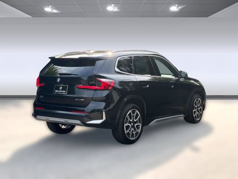 Used 2026 BMW X1 xDrive28i AWD/4WD image 9