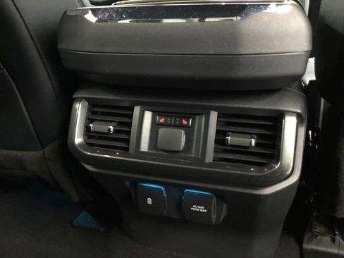 Used 2023 Ford F150 Lariat w/ Equipment Group 502A High image 20