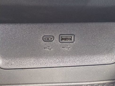 New 2026 Chevrolet Equinox LT w/ Safety and Technology Package FWD image 22