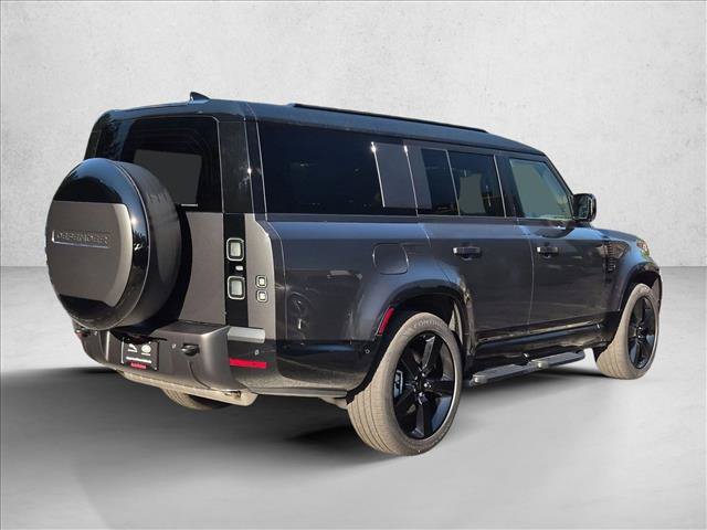New 2026 Land Rover Defender 130 X-Dynamic SE AWD/4WD image 5