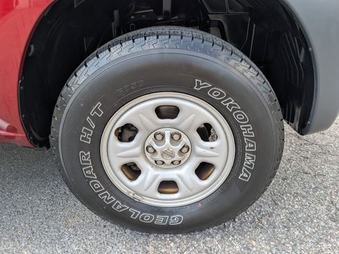 Used 2015 Nissan Xterra X image 9