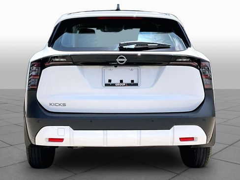 Used 2026 Nissan Kicks S FWD image 5