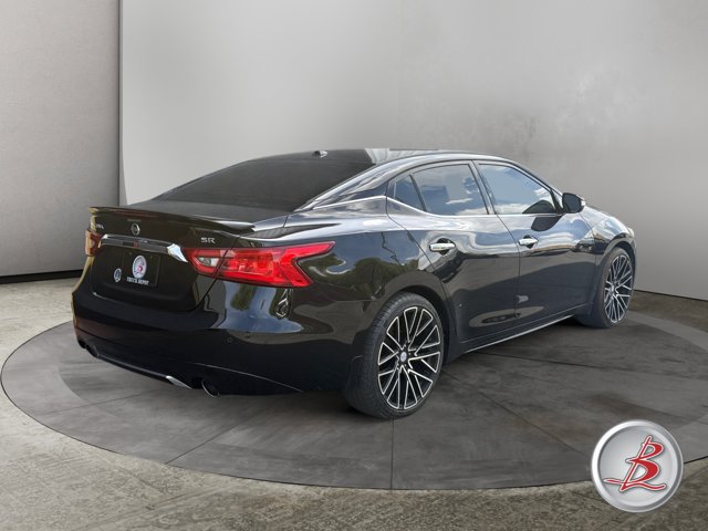 Used 2017 Nissan Maxima SR w/ Midnight Edition FWD image 7