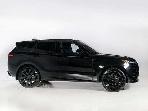New 2026 Land Rover Range Rover Sport Dynamic SE AWD/4WD image 30