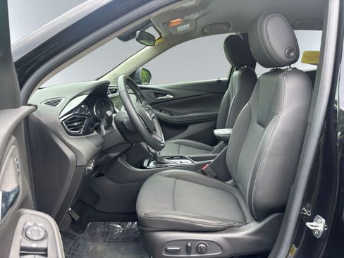 Used 2023 Buick Encore GX Select w/ Sport Touring Package AWD/4WD image 7