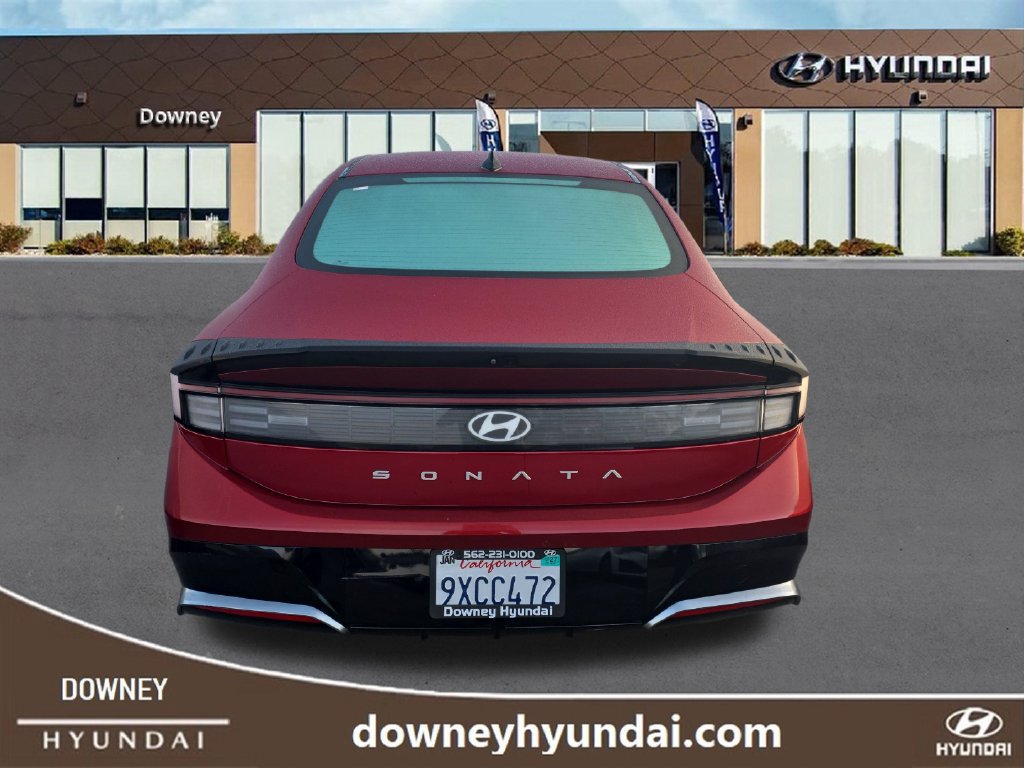 Used 2025 Hyundai Sonata SEL FWD image 4