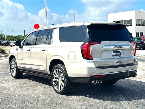 Used 2021 GMC Yukon XL Denali w/ Denali Premium Package RWD image 6