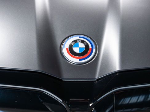 Used 2025 BMW M5 Touring AWD/4WD image 31