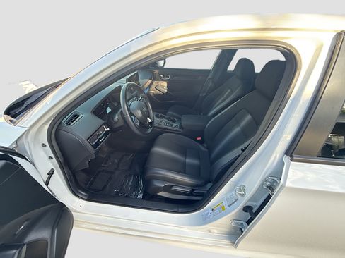 Certified 2024 Honda Civic Sport image 18