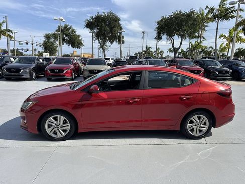 Used 2019 Hyundai Elantra SEL FWD image 11
