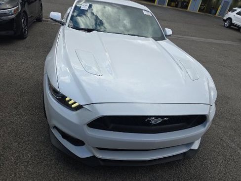 Used 2017 Ford Mustang GT Premium w/ GT Performance Package image 2