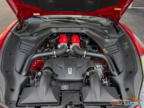 Used 2016 Ferrari California T image 39