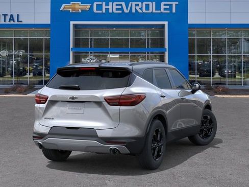 New 2026 Chevrolet Blazer LT w/ Convenience Package FWD image 4