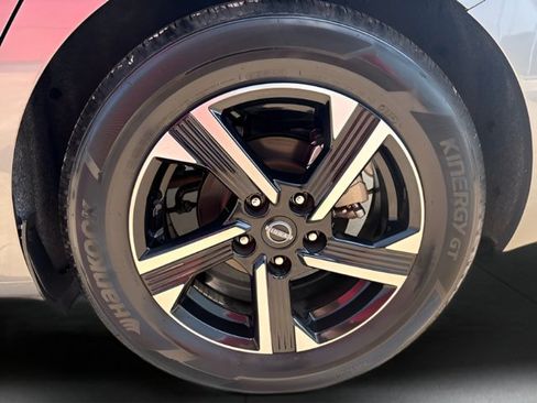 Certified 2025 Nissan Sentra SV FWD image 28