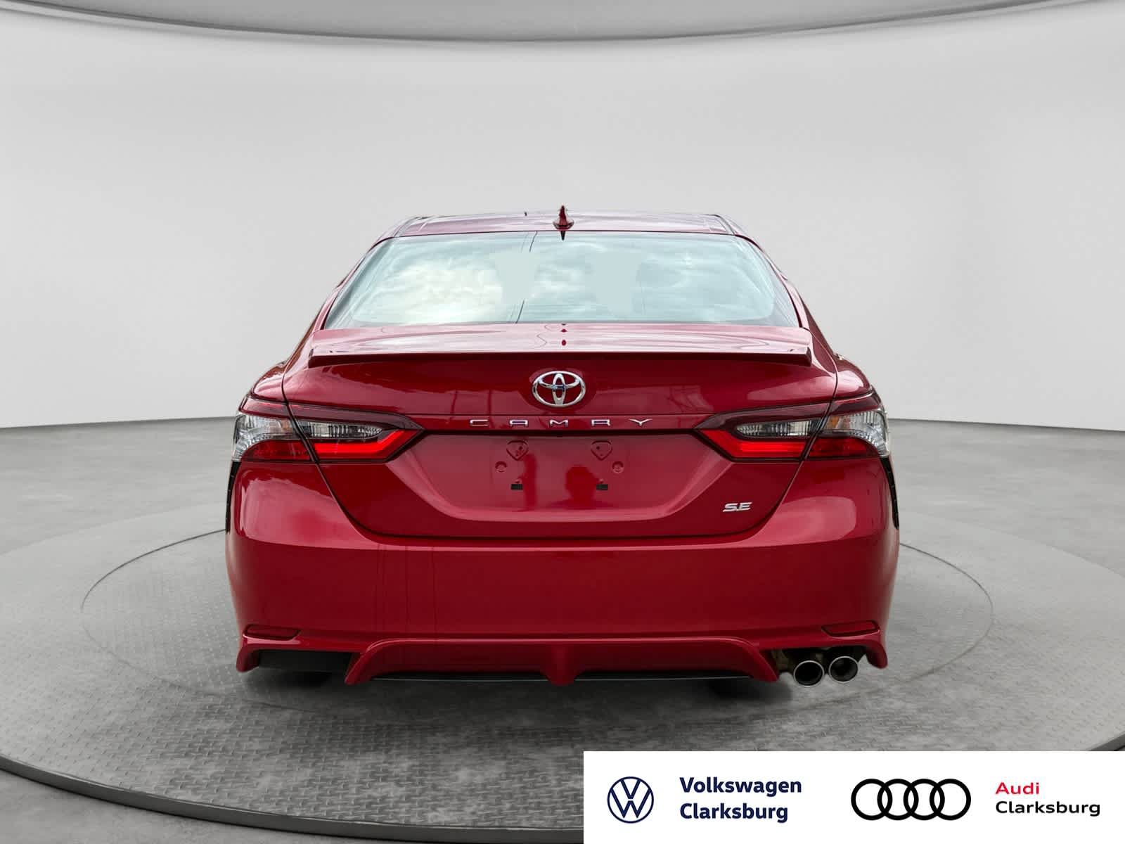 Used 2024 Toyota Camry SE FWD image 6