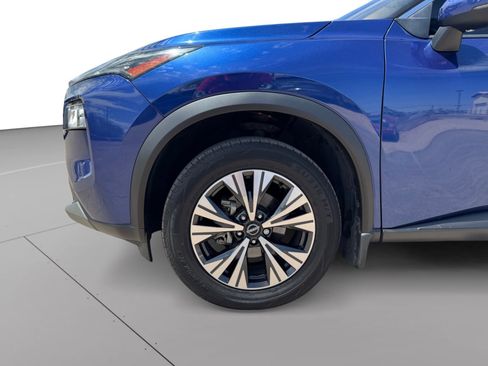 Used 2023 Nissan Rogue SV FWD image 9