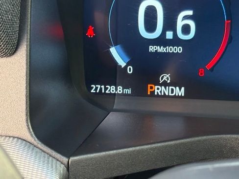 Used 2025 Ford Explorer ST image 12