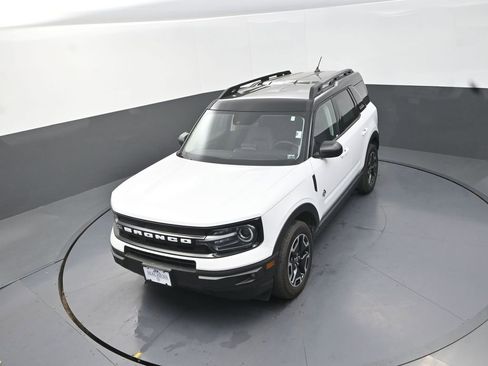 Used 2024 Ford Bronco Sport Outer Banks AWD/4WD image 16