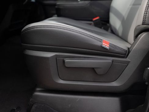 New 2025 RAM 2500 Tradesman image 39