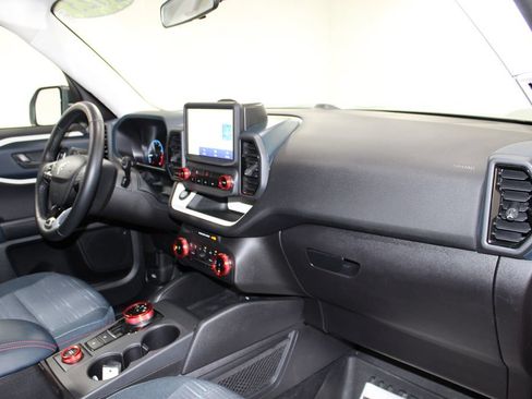 Used 2023 Ford Bronco Sport Heritage w/ Heritage Convenience Package AWD/4WD image 27