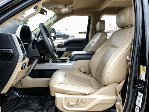 Used 2019 Ford F250 Lariat w/ Lariat Value Package AWD/4WD image 4
