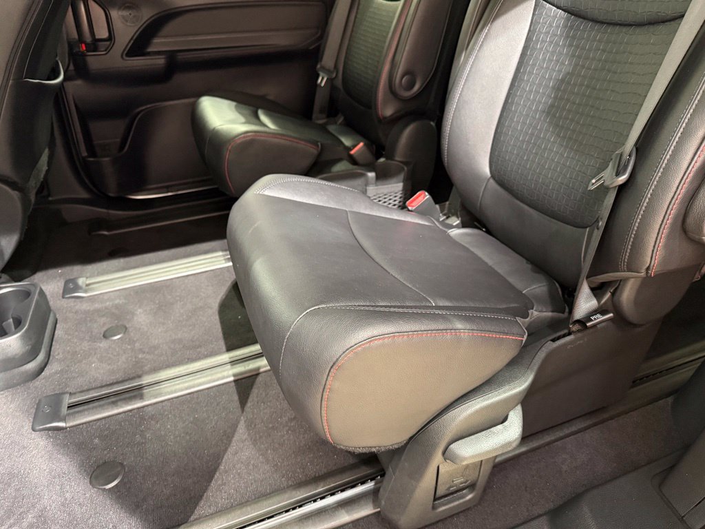 Certified 2026 Toyota Sienna XSE AWD/4WD image 21