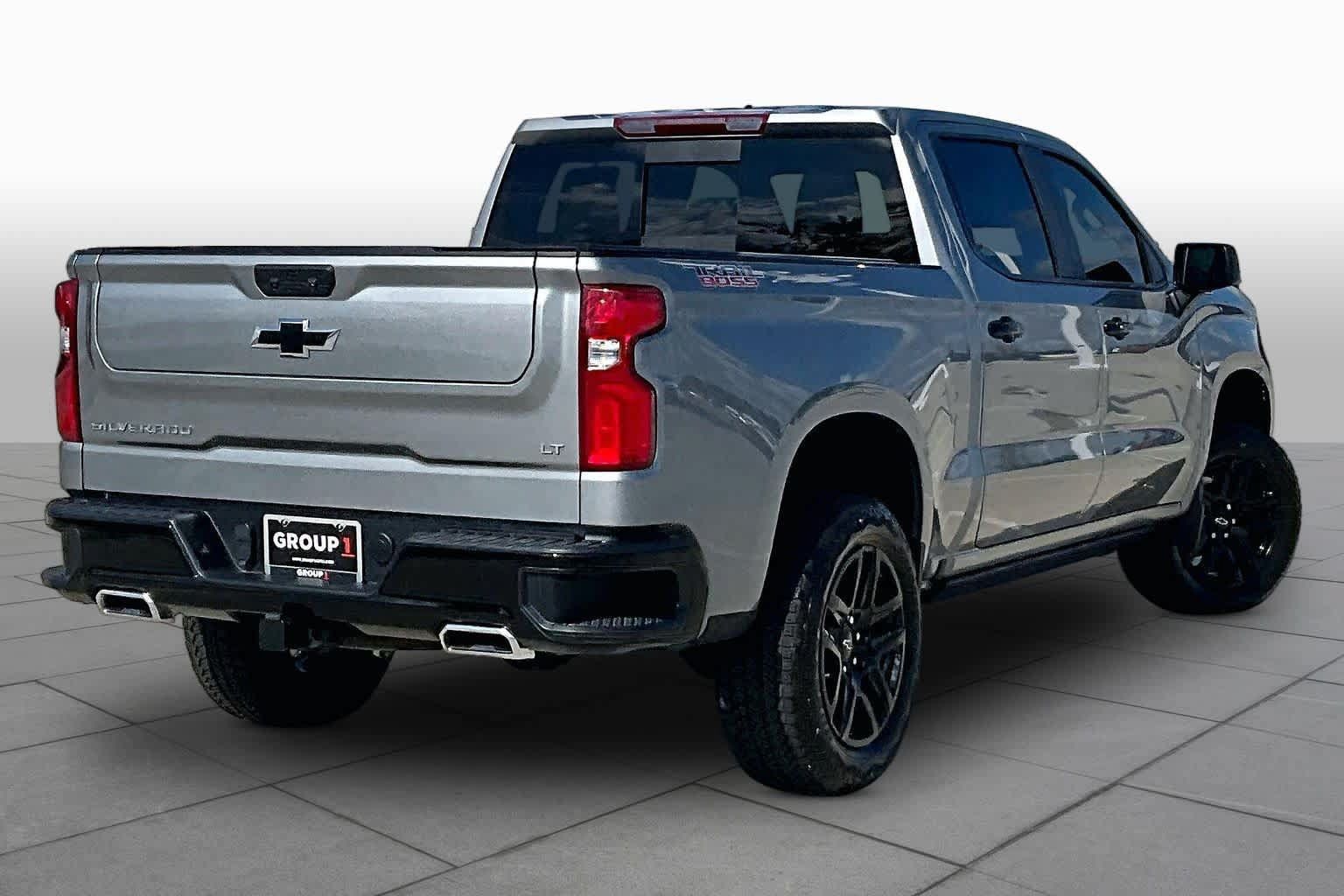 Used 2026 Chevrolet Silverado 1500 LT Trail Boss w/ Convenience Package II AWD/4WD image 12