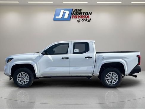 New 2026 Toyota Tacoma SR image 8