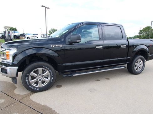 Used 2018 Ford F150 XLT w/ Equipment Group 302A Luxury AWD/4WD image 19