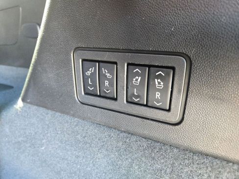 Used 2020 Cadillac XT6 Premium Luxury image 19