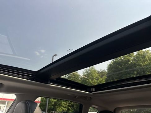 Used 2023 Nissan Murano SL w/ SL Moonroof Package AWD/4WD image 18