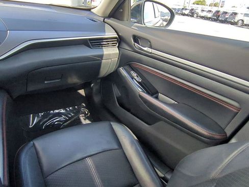 Certified 2023 Nissan Altima 2.5 SR image 16