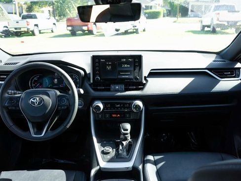 Used 2021 Toyota RAV4 XSE image 16
