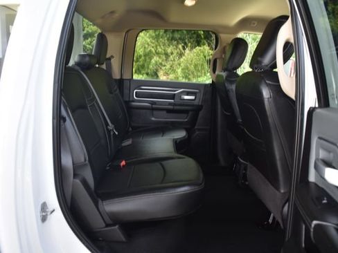 Used 2019 RAM 2500 Big Horn RWD image 15