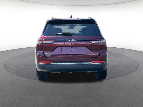 Certified 2025 Jeep Grand Cherokee Limited AWD/4WD image 4