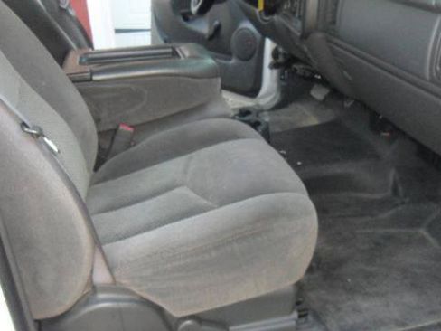 Used 2006 Chevrolet Silverado 1500 W/T RWD image 19
