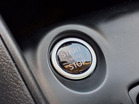 Used 2023 Nissan Kicks S FWD image 15