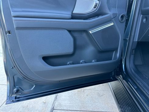 New 2025 Ford Expedition Max Active image 10