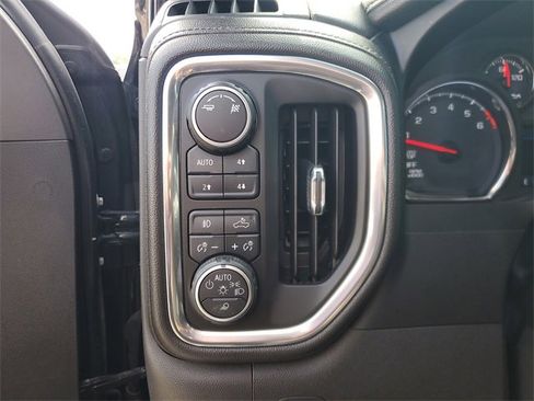 Used 2019 Chevrolet Silverado 1500 LTZ w/ LTZ Texas Edition image 21