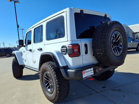 Certified 2025 Jeep Wrangler Unlimited Rubicon image 33