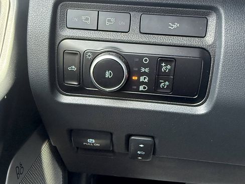 Used 2023 Ford F350 Lariat w/ Tow Technology Package AWD/4WD image 13