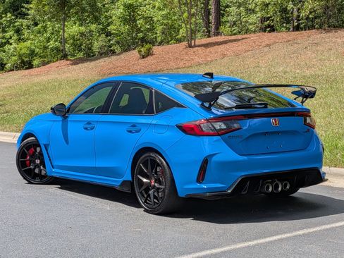 Used 2025 Honda Civic Type R image 3