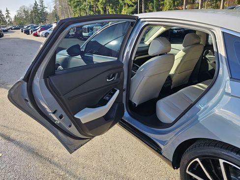 Used 2025 Honda Accord Touring image 15