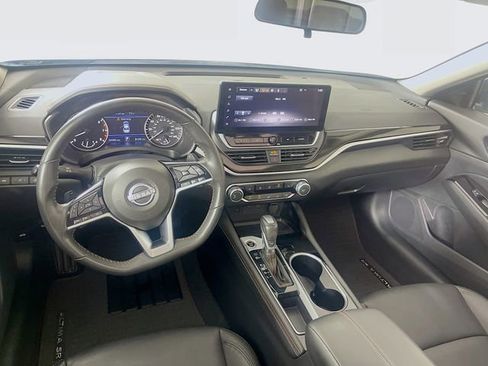 Used 2024 Nissan Altima 2.5 SR w/ SR Premium Package FWD image 24