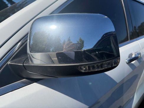 Used 2014 Jeep Grand Cherokee Limited w/ Trailer Tow Group IV AWD/4WD image 21
